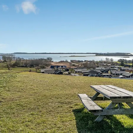 3 Bedroom Cozy In Haarby Hårby